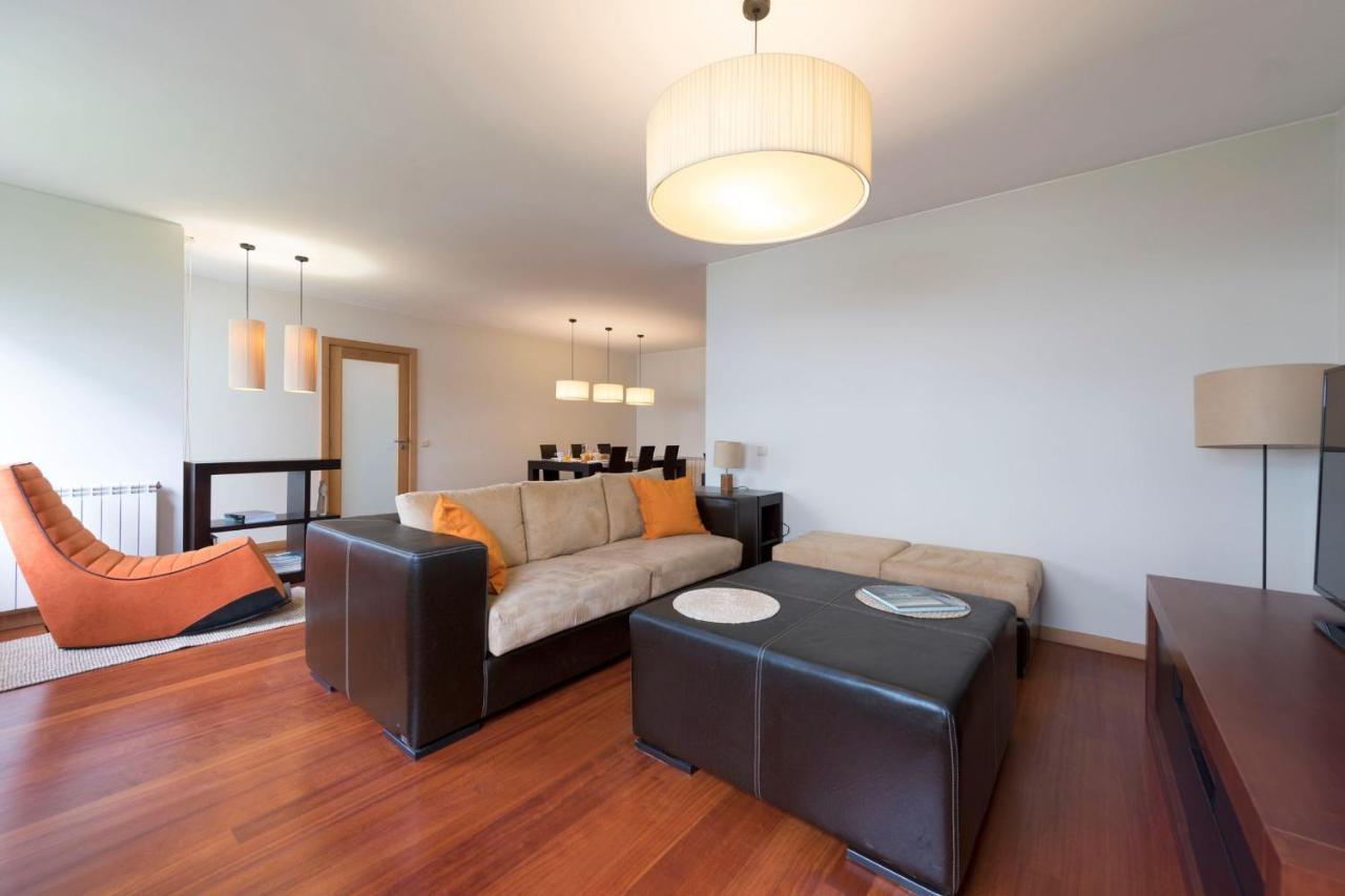 Lovelystay - Oporto Beach Apartment With 2 Free Parking Spots Matosinhos  Buitenkant foto