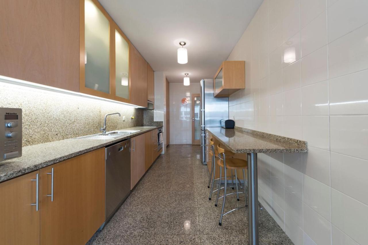 Lovelystay - Oporto Beach Apartment With 2 Free Parking Spots Matosinhos  Buitenkant foto